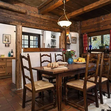 Chalet Heron